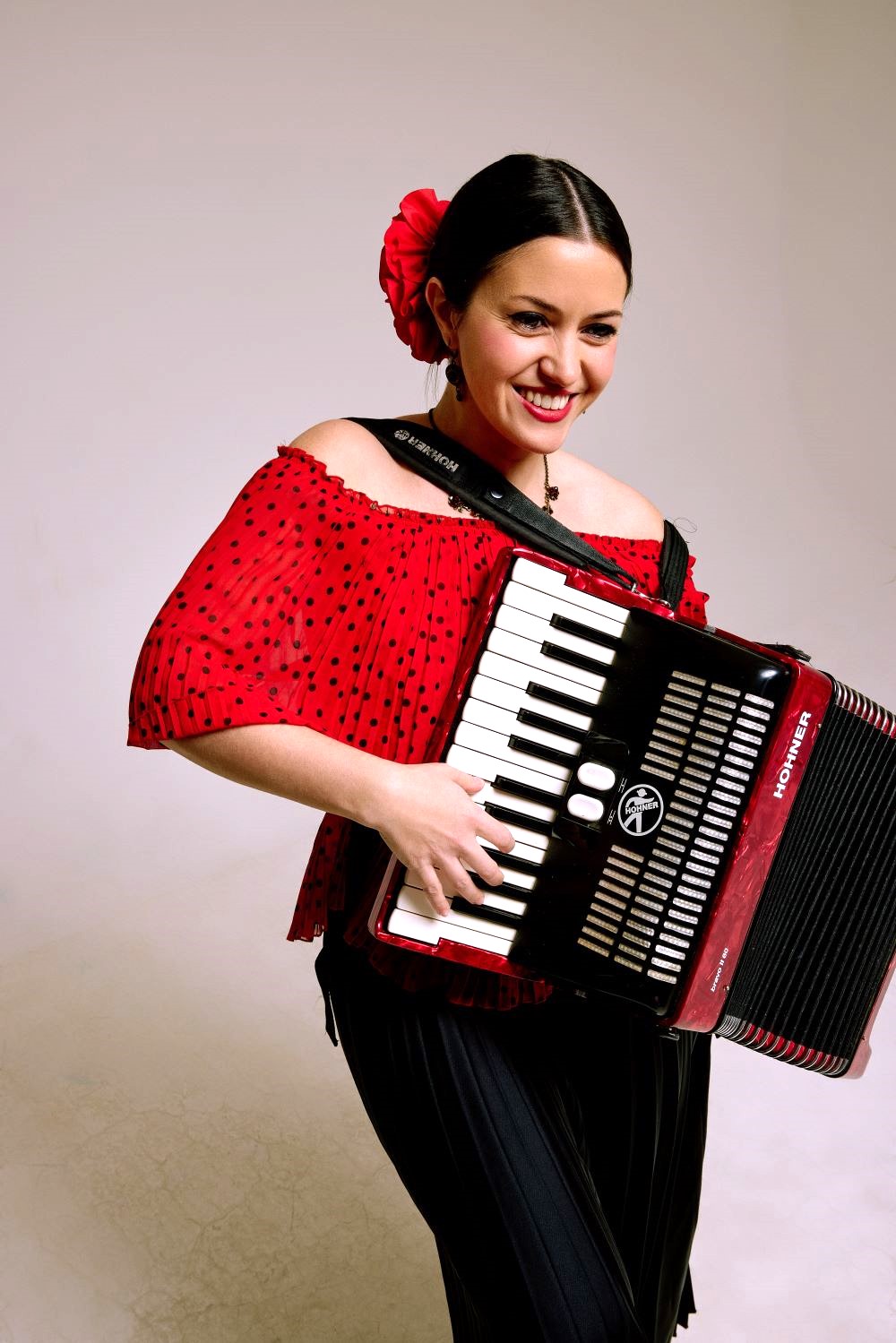Dafne Beri ile Pera&acute;n�n haf�zas�nda bir Ses, bir �sim