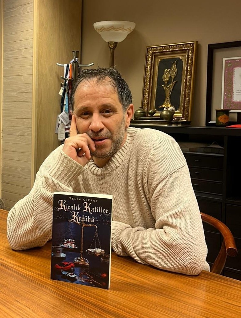 Selim �iprut son kitab�n�n yolculu�unu anlatt�