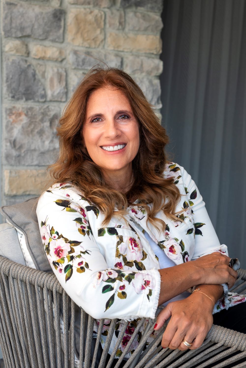 Nee bir seimdir, Kayna ise Sen